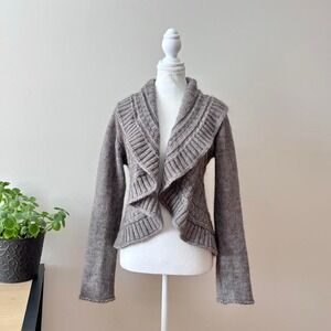 VINTAGE RUFFLE CARDIGAN